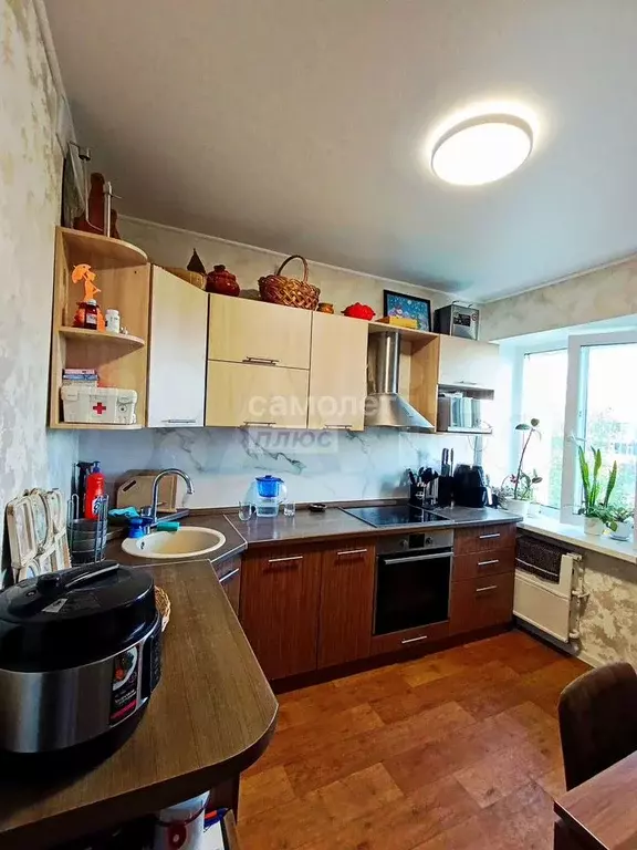 2-к. квартира, 52 м, 3/3 эт. - Фото 0
