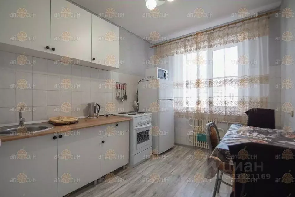 3-к кв. Ставропольский край, Ставрополь № 19 мкр, ул. Бруснева, 11 ... - Фото 1