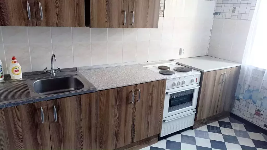 1-к кв. Челябинская область, Челябинск ул. Труда, 24 (32.0 м) - Фото 1