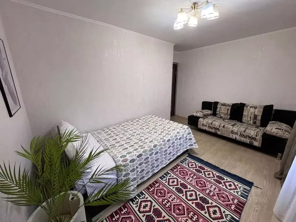 2-к кв. Астраханская область, Астрахань ул. Савушкина, 37к2 (50.0 м) - Фото 1