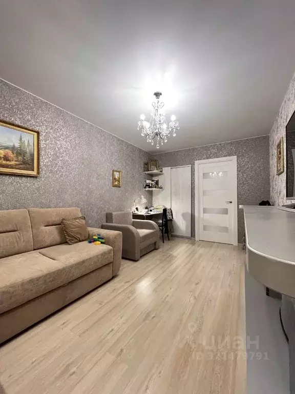 2-к кв. Кировская область, Киров ул. Ленина, 145к1 (58.1 м) - Фото 2