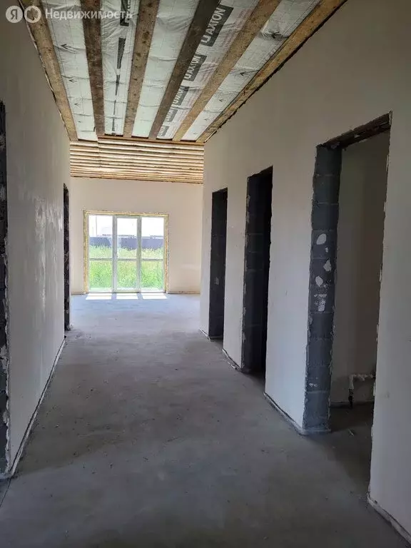 Дом в посёлок Новоомский, улица 70 лет Победы (170 м) - Фото 2