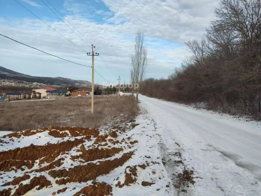 Участок в Крым, Кировский район, Старый Крым городское поселение пер. ... - Фото 0