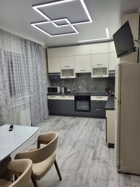 2-к кв. Мордовия, Саранск ул. Юрия Святкина, 6 (63.0 м) - Фото 1