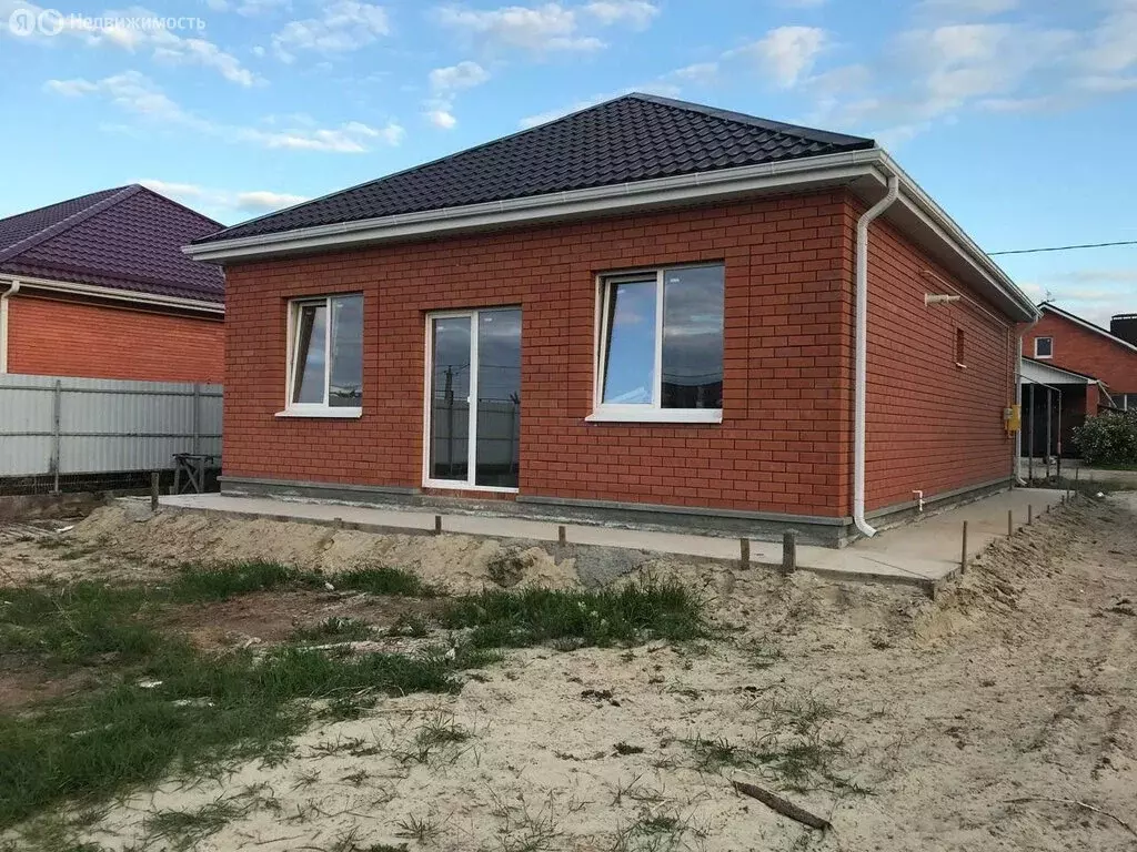 Дом в Волгодонск, Цимлянский переулок (100 м) - Фото 1