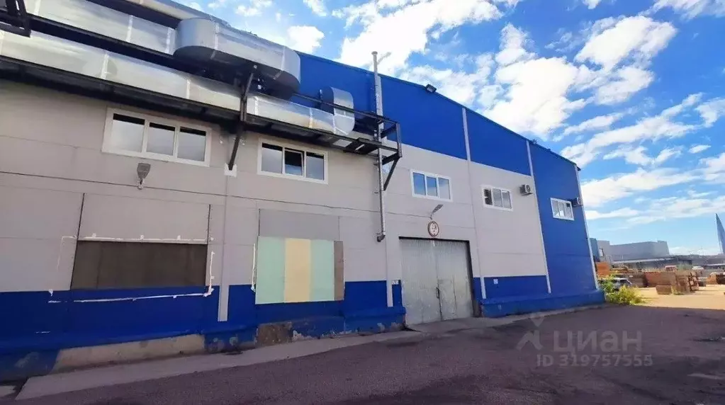 Производственное помещение в Санкт-Петербург ул. Оптиков, 4к3 (400 м) - Фото 0