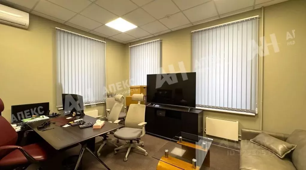 Помещение свободного назначения в Москва Новослободская ул., 3С3 (82 ... - Фото 1