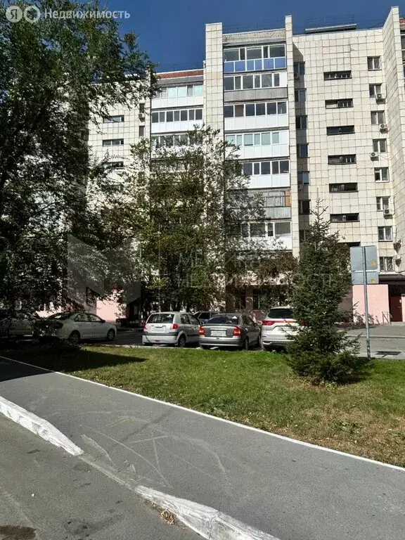 3-комнатная квартира: Тюмень, улица Газовиков, 6 (61.2 м) - Фото 1