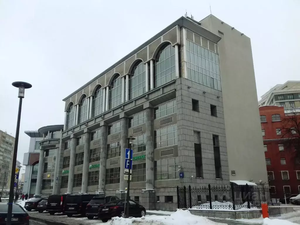 Офис в Москва ул. Большая Якиманка, 18 (1100 м) - Фото 1