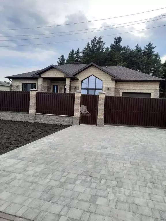 Дом в Белгородская область, Белгородский район, Поселок Разумное ... - Фото 1