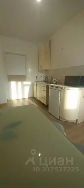 2-к кв. Калининградская область, Калининград бул. Борисовский, 17 ... - Фото 0