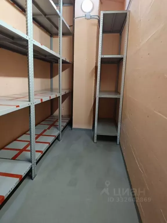 Гараж в Московская область, Химки ул. Академика Грушина, 4 (10 м) - Фото 2