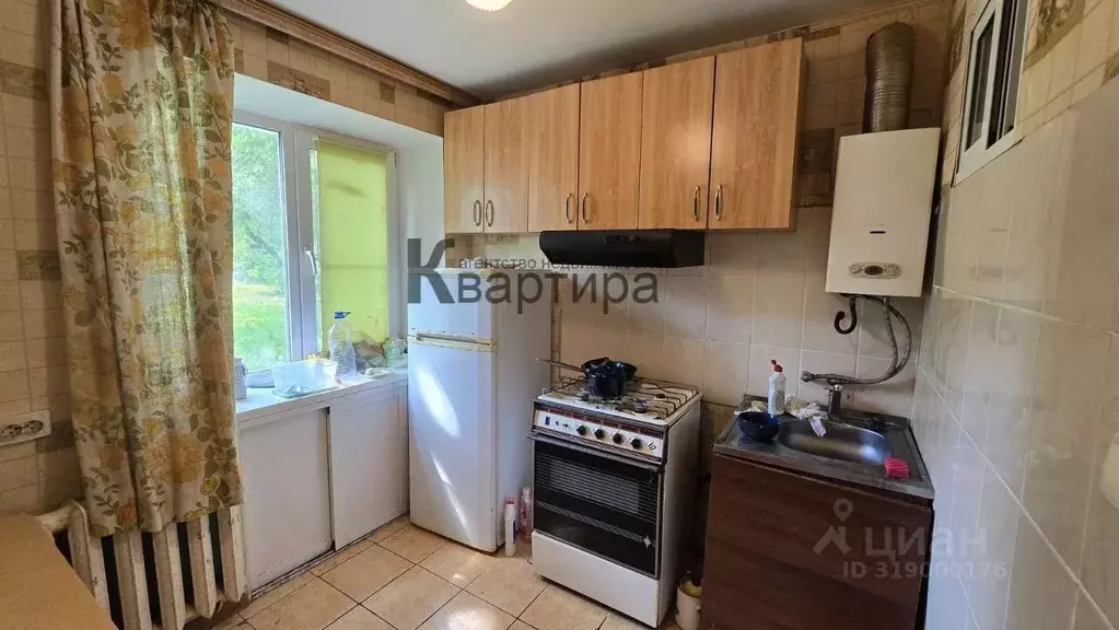 3-к кв. Смоленская область, Смоленск ул. Нахимова, 3а (48.0 м) - Фото 1