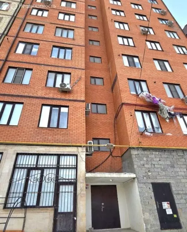 3-комнатная квартира: Махачкала, Газопроводная улица, 11к2 (80 м) - Фото 0