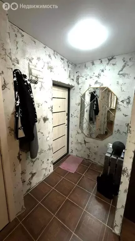 1-комнатная квартира: Батайск, улица Половинко, 111 (32 м) - Фото 1