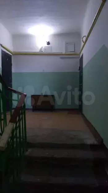 Комната 35м в 3-к., 1/2эт. - Фото 0