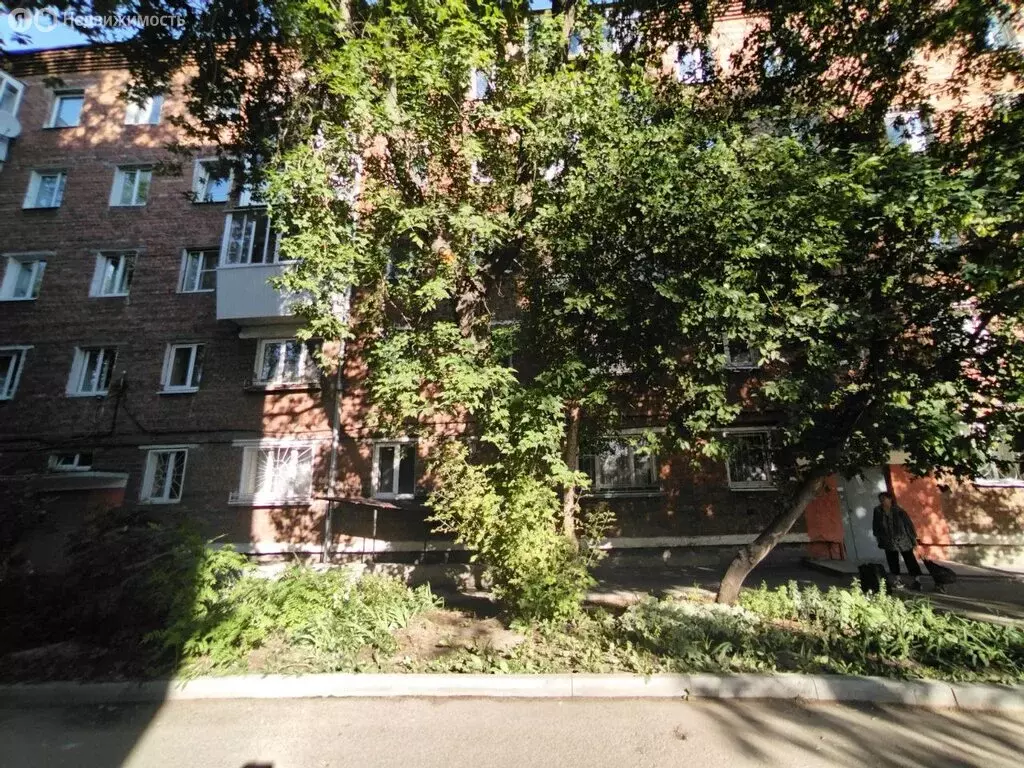 2-комнатная квартира: Иркутск, улица Карла Либкнехта, 63 (41.7 м) - Фото 1