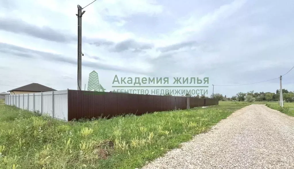 Участок в Саратовская область, Энгельс проезд 1-й Андреевский (6.0 ... - Фото 0