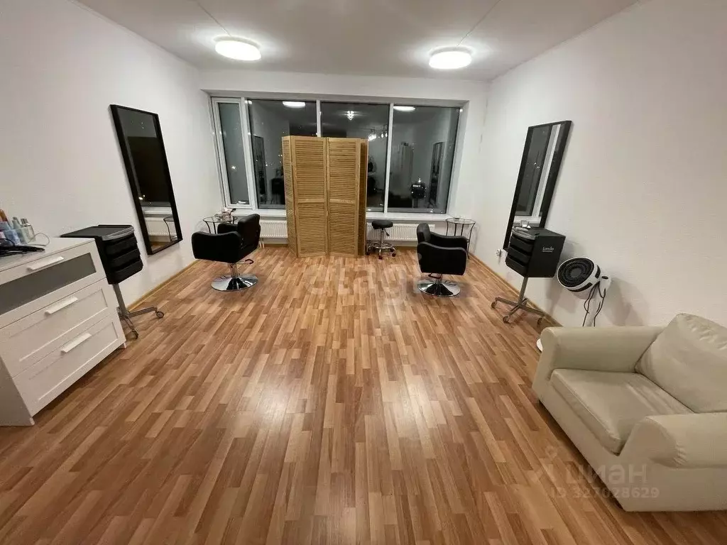 1-к кв. Свердловская область, Екатеринбург ул. Белинского, 108 (80.0 ... - Фото 1