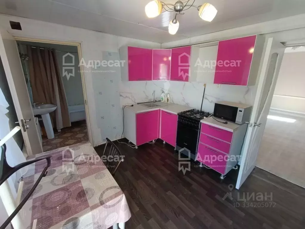 Дом в Волгоградская область, Волгоград ул. Басина (60 м) - Фото 2