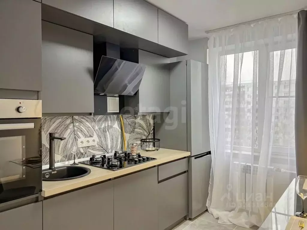 3-к кв. Псковская область, Псков просп. Энтузиастов, 3 (65.2 м) - Фото 2