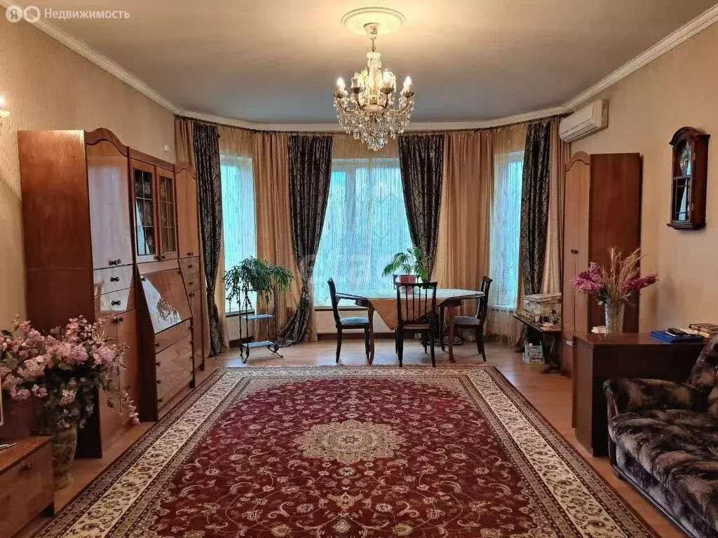 Дом в Малоярославец, Весенняя улица (280.6 м) - Фото 0