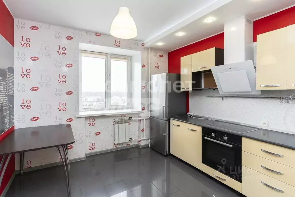 1-к кв. Тюменская область, Тюмень ул. Николая Семенова, 29к1 (44.6 м) - Фото 0