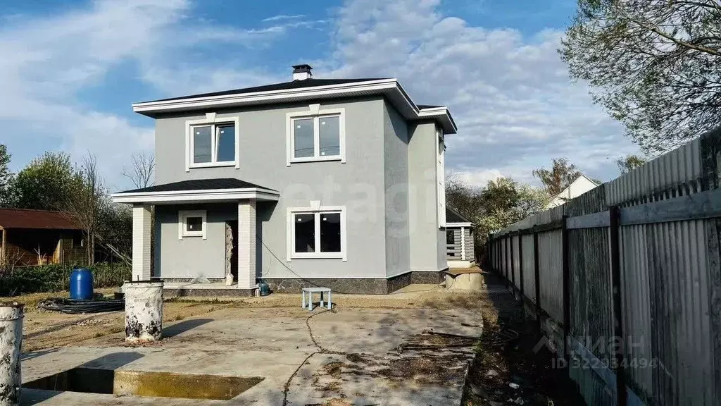 Дом в Ленинградская область, Коммунар г. Гатчинский муниципальный ... - Фото 0