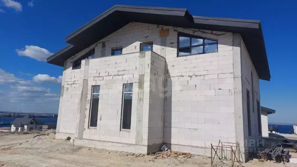 Дом в Крым, Феодосия ул. Сиренная (227 м) - Фото 1