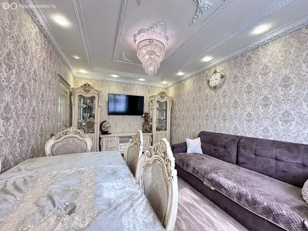 3-комнатная квартира: Санкт-Петербург, Южное шоссе, 45к3 (74.1 м) - Фото 0