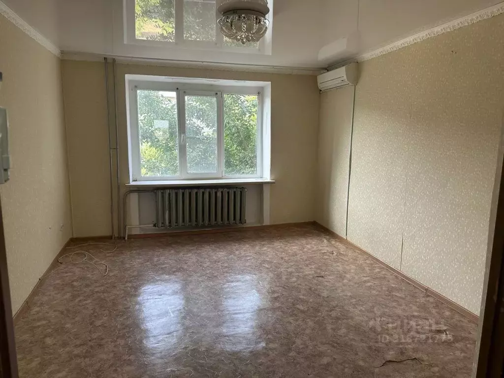 2-к кв. Астраханская область, пос. Володарский ул. Комсомольская, 1 ... - Фото 1