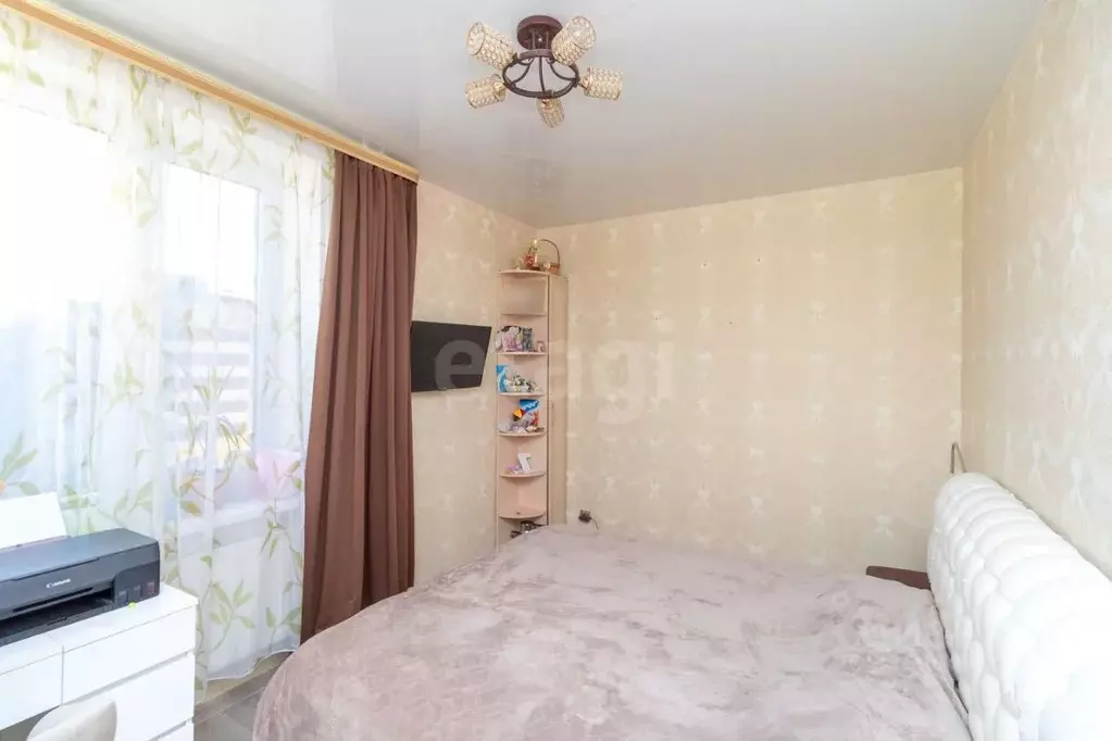 2-к кв. Тюменская область, Тюмень ул. Тимофея Чаркова, 79 (62.5 м) - Фото 1