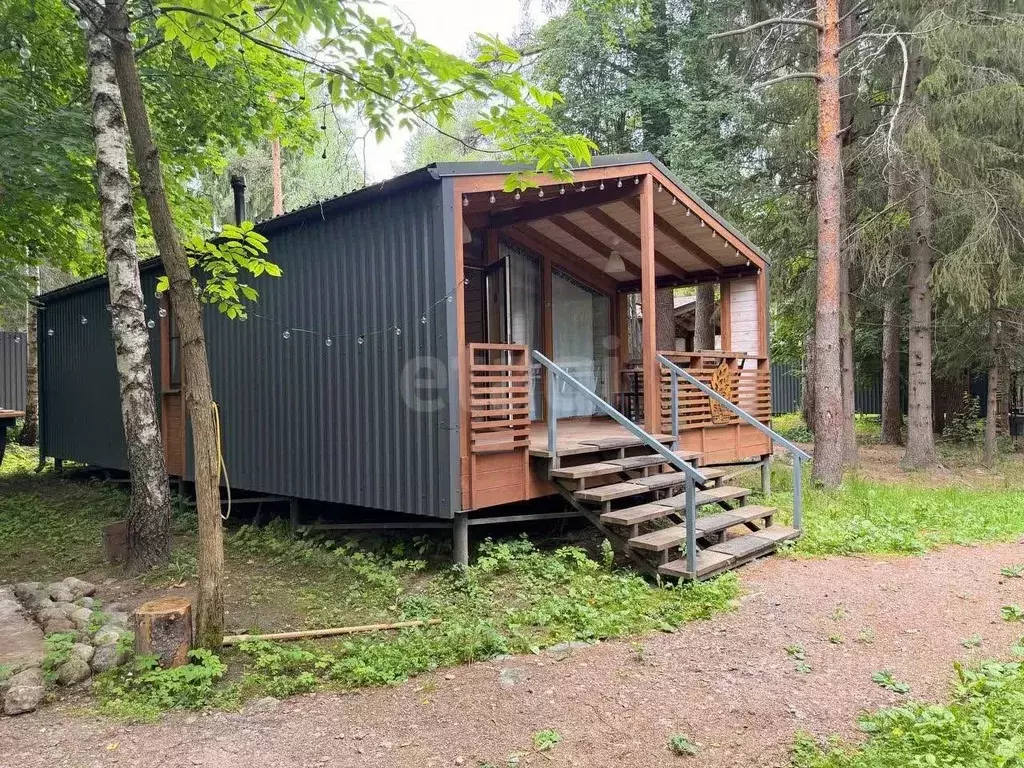Дом в Ленинградская область, Выборгский район, Приморское городское ... - Фото 1