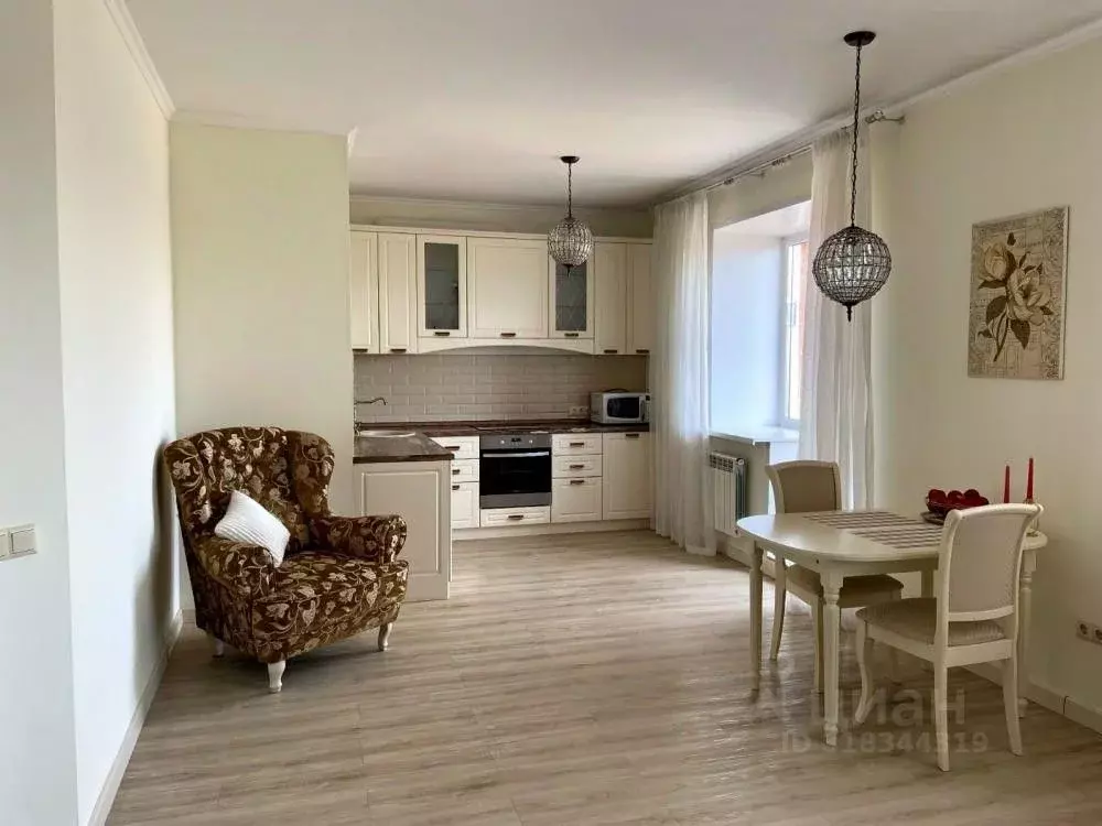 2-к кв. Хакасия, Абакан ул. Комарова, 9 (66.8 м) - Фото 1