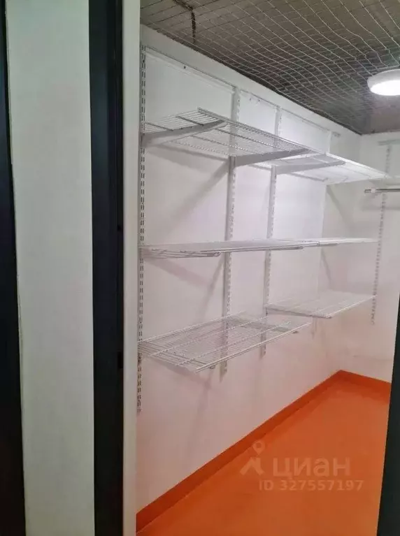 Гараж в Московская область, Ленинский городской округ, Боброво пгт ул. ... - Фото 1