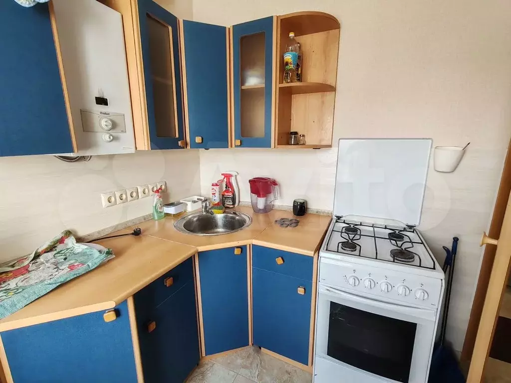 1-к. квартира, 27 м, 4/4 эт. - Фото 1