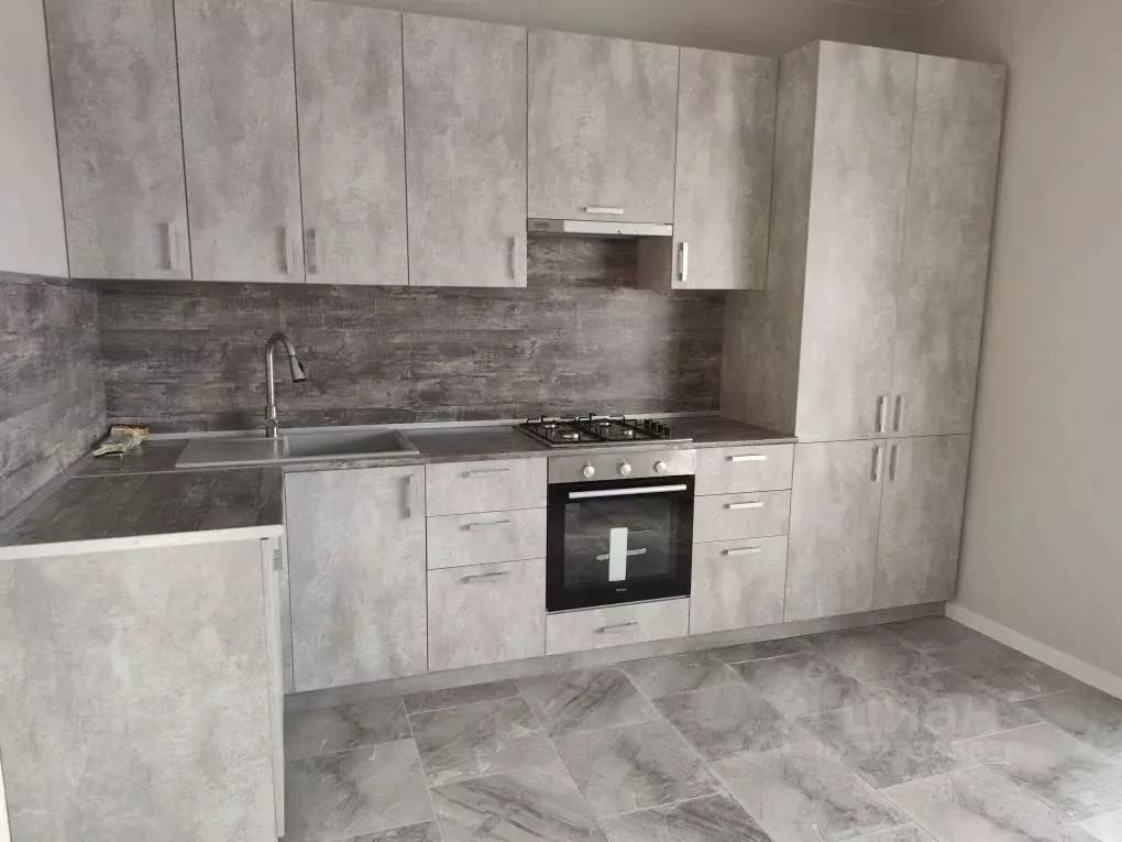 Дом в Краснодарский край, Ейский район, с. Кухаривка Солнечная ул. (80 ... - Фото 1