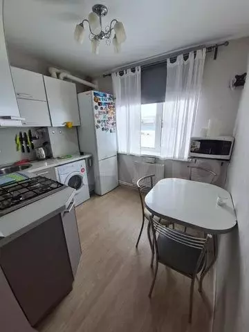 2-к. квартира, 48 м, 1/3 эт. - Фото 0