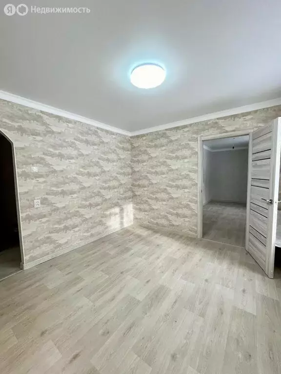 3-комнатная квартира: Батайск, улица Луначарского, 169 (53 м) - Фото 1