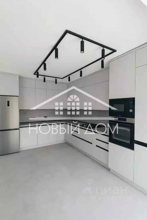 3-к кв. Кабардино-Балкария, Нальчик ул. Шогенова, 75 (83.0 м) - Фото 1