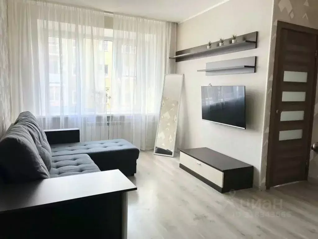 2-к кв. Карелия, Петрозаводск ул. Свердлова, 3 (42.0 м) - Фото 0