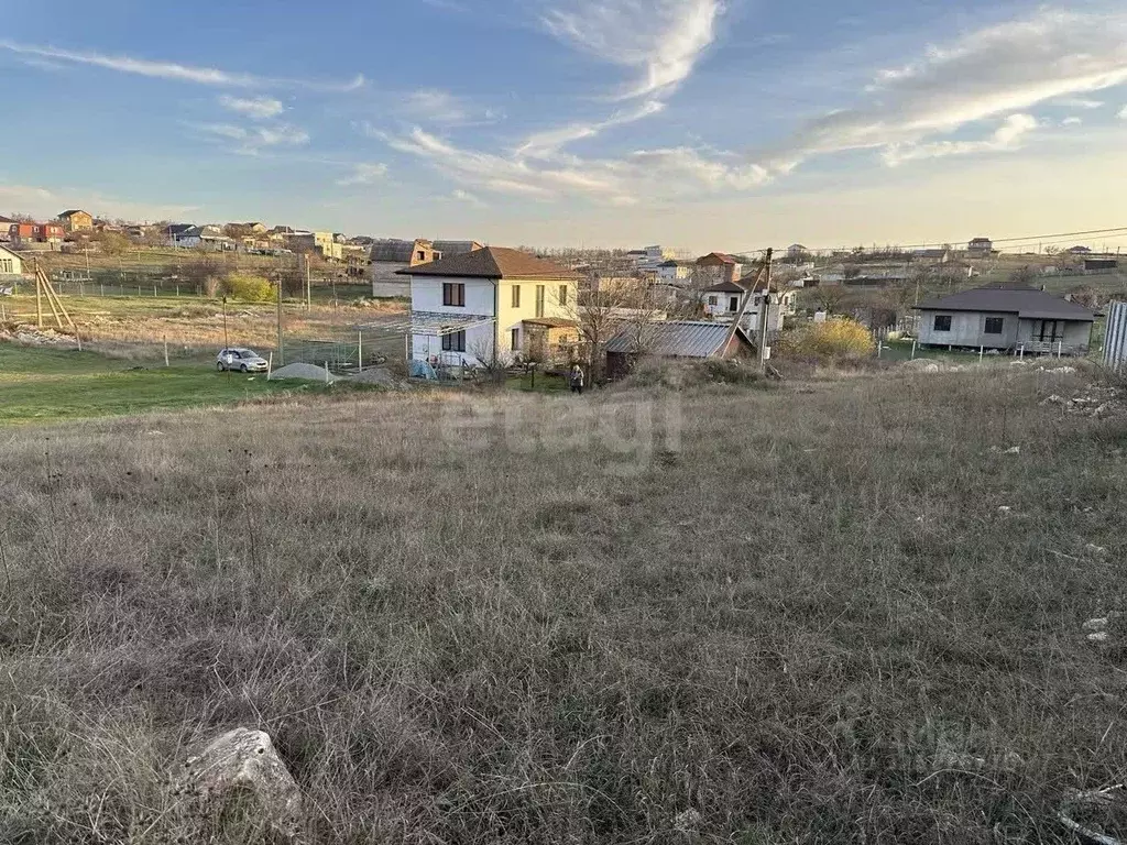 Участок в Крым, Симферопольский район, Перовское с/пос, Новозбурьевка ... - Фото 2