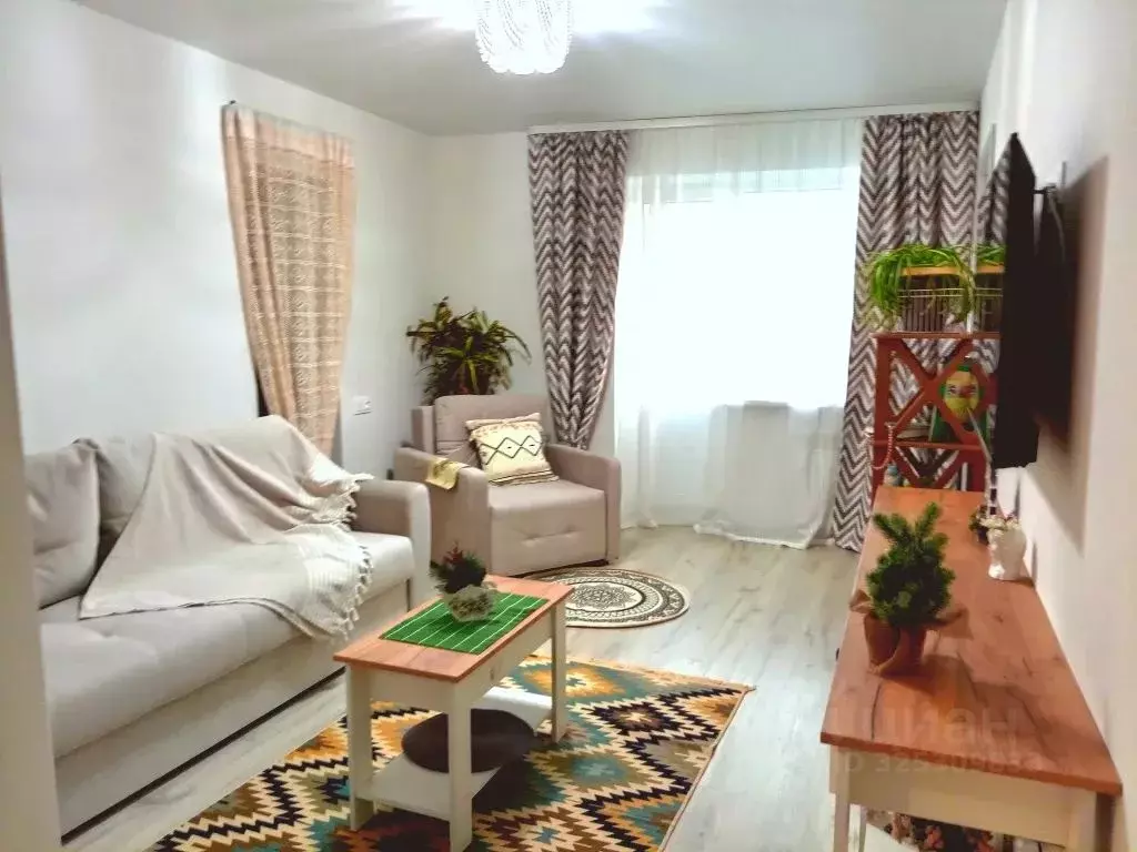 2-к кв. Псковская область, Псков Вокзальная ул., 40 (43.0 м) - Фото 1