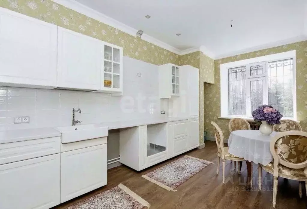 2-к кв. Татарстан, Казань ул. Мулланура Вахитова, 8 (93.5 м) - Фото 2