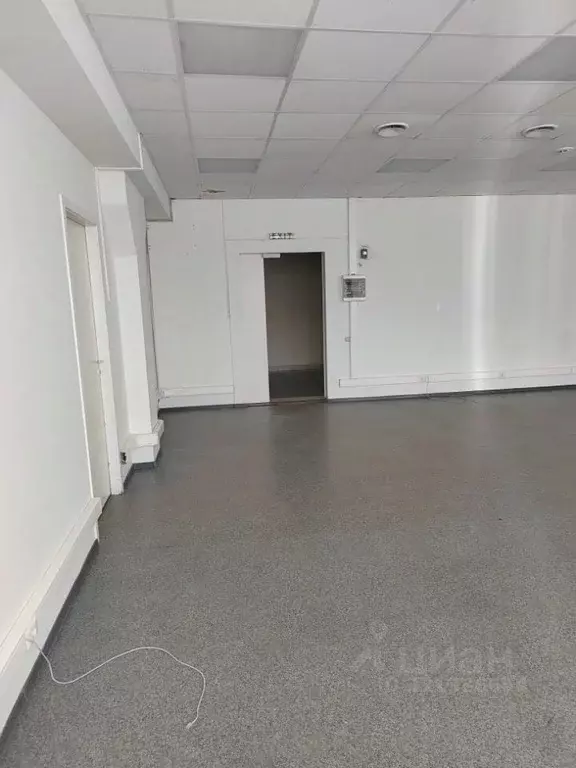 Помещение свободного назначения в Москва Кронштадтский бул., 35Б (587 ... - Фото 1