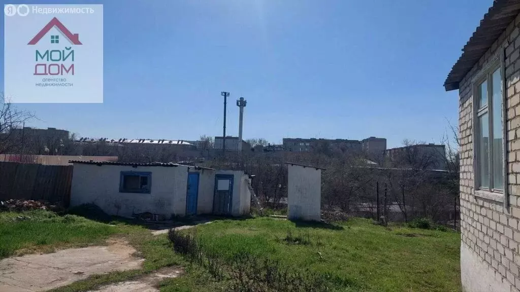Дом в Элиста, улица Улан-Туг (130 м) - Фото 1