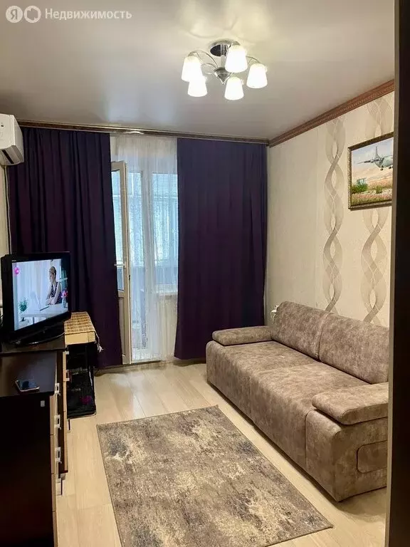 3-комнатная квартира: Энгельс, Волжский проспект, 62 (65 м) - Фото 2