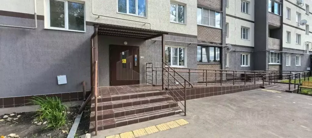 3-к кв. Тульская область, Донской Новоугольный мкр, Комсомольская ул., ... - Фото 2