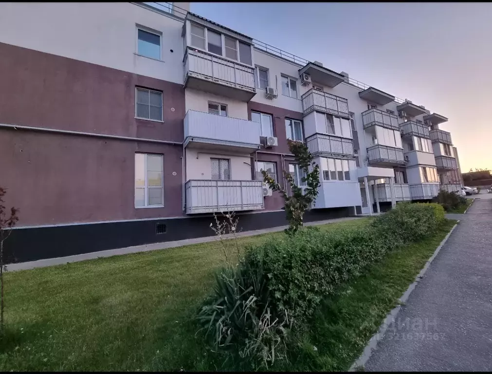 1-к кв. Волгоградская область, Волгоград ул. Грибанова, 21 (27.8 м) - Фото 0