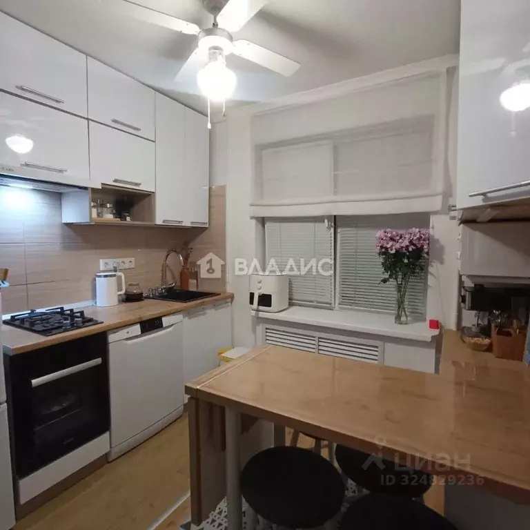 3-к кв. Московская область, Люберцы ул. Урицкого, 29 (57.0 м) - Фото 1